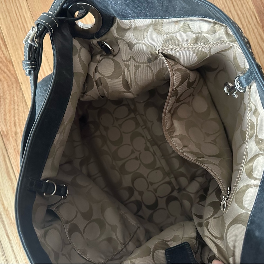 Coach Black Pebbled Leather Shoulder Bag - Picture 4 of 5